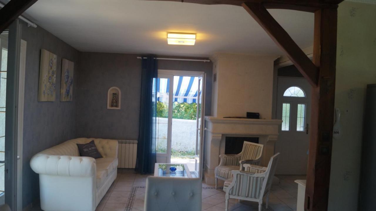 Villa La Loumas à Charge Extérieur photo